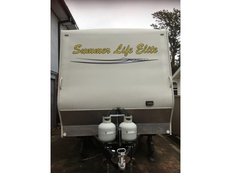 2014 SUMMER LIFE RV Elite (Caravans)