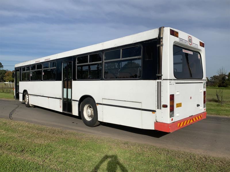 1993 MERCEDES-BENZ Bus 0405